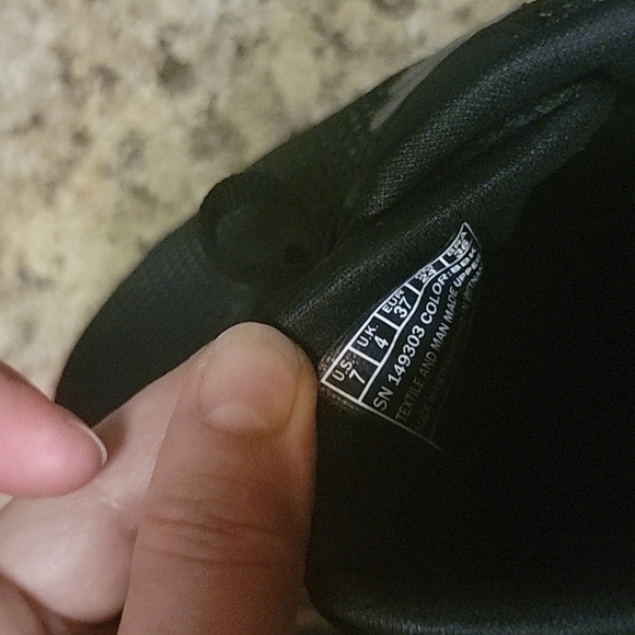 Skechers shoes - Picture 4 of 5